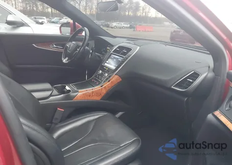 2020 Lincoln Nautilus Reserve z USA, uszkodzony, nr VIN 2LMPJ8KPXLBL15394